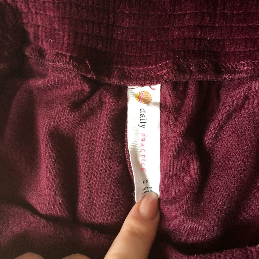NEVER WORN Anthropologie Daily Practice Matching Velour Tracksuit Womens XS/S - Picture 11 of 14